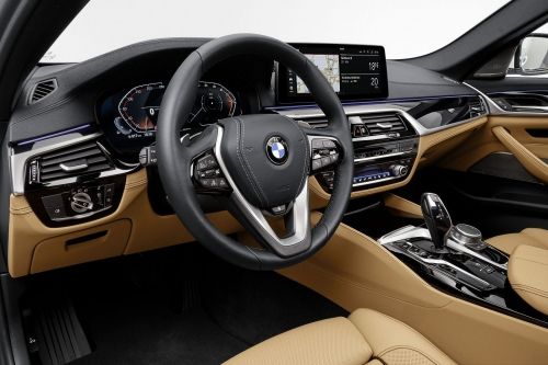 BMW 5 SERIES DIESEL SALOON 520d MHT M Sport 4dr Step Auto view 9